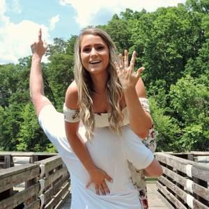 Meet your Posher, Taryn